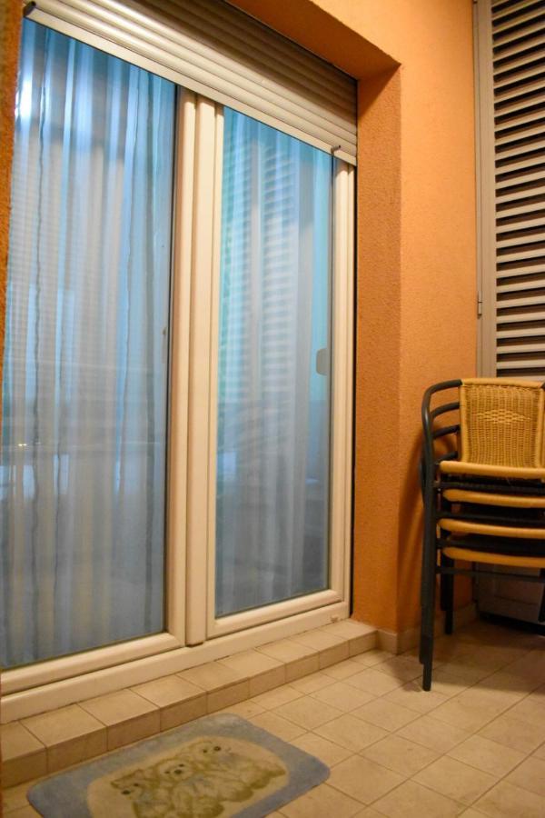 Apartman Sara 2 พอดโกริกา ภายนอก รูปภาพ
